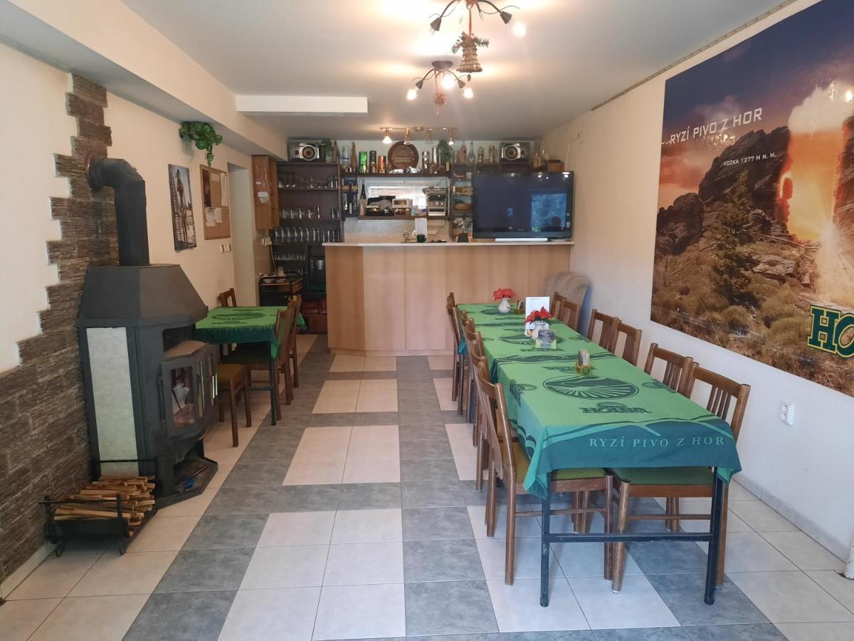 Hotel Penzion Pod Paprskem Stare Miasto  Zewnętrze zdjęcie